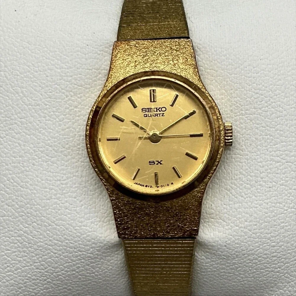 Vtg Seiko Womens Watch 20mm Champagne Dial Gold Tone 8Y21-0020 New Battery 5.75